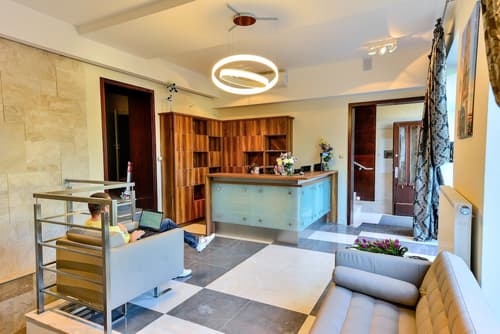 Hotel Miodowa, Lobby