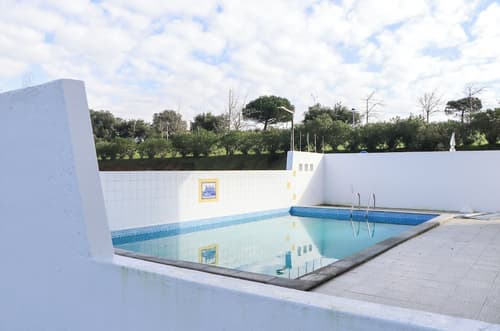 Hotel Louro, Exterior