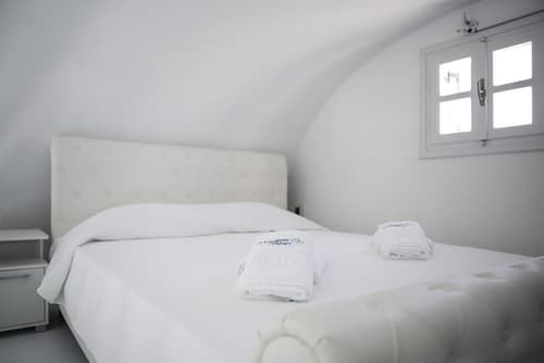 Maistros Village, Room