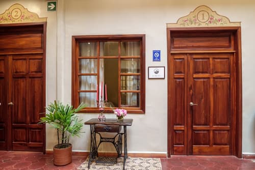 Santa Lucia House - Forum, Interior entrance