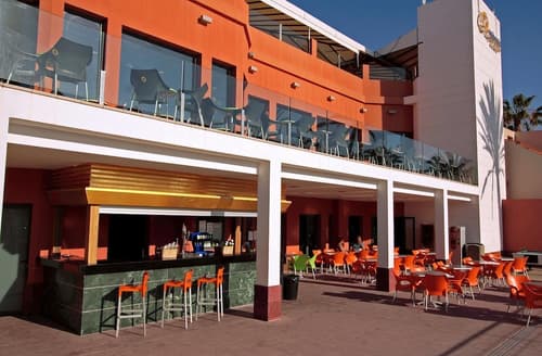 Caybeach Caleta, Outdoor dining