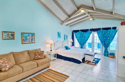The Lighthouse Villas, Room