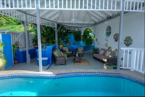 The Lighthouse Villas, Pool