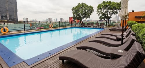 The Grand Sathorn, Pool