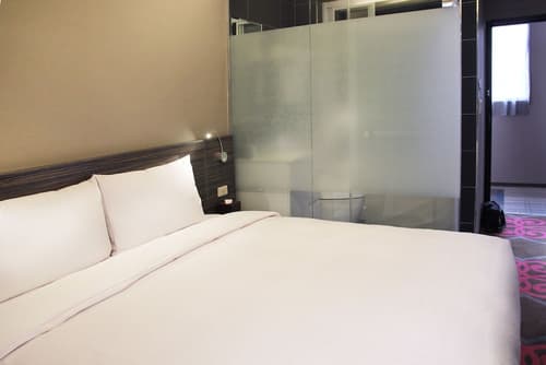 Capital Hotel Songshan, Room