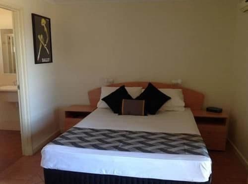 Pelican's Nest, Room