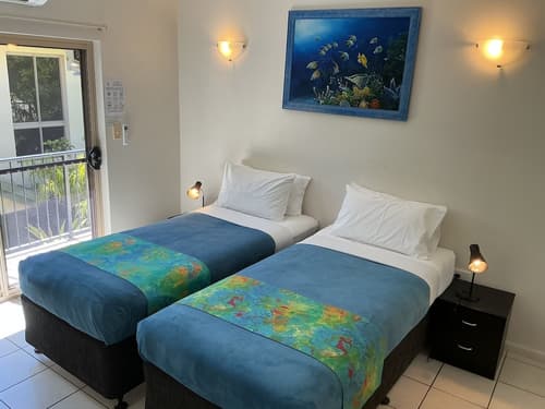 Mission Reef Resort, Room