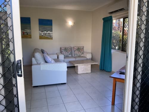 Mission Reef Resort, Living area