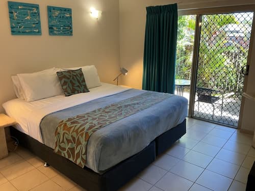 Mission Reef Resort, Room