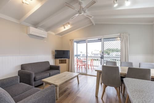 NRMA Phillip Island Beachfront Holiday Park, Living area