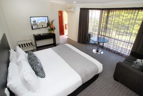 Twofold Bay Motor Inn, Room