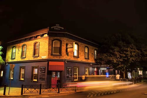 Sporties Hotel, Primary image