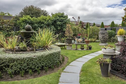 Dunrovin Motel, Garden