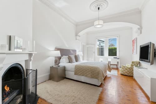 Colhurst House, Room