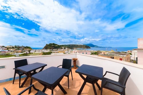 Hotel Celeste, Terrace/patio