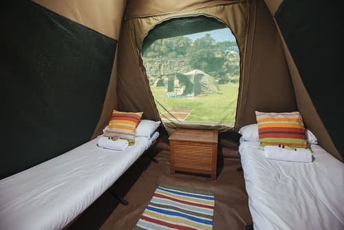 Cockatoo Island, Room