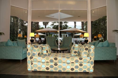 Holiday Inn Johannesburg Airport by IHG, Lobby sitting area