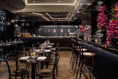 Hotel AMANO Grand Central, Restaurant