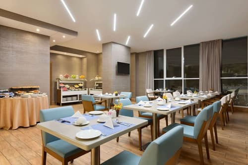 TRYP by Wyndham Abu Dhabi City Centre, Restaurant