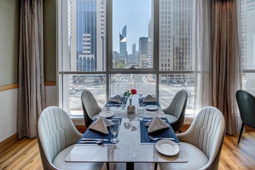 TRYP by Wyndham Abu Dhabi City Centre, Dining