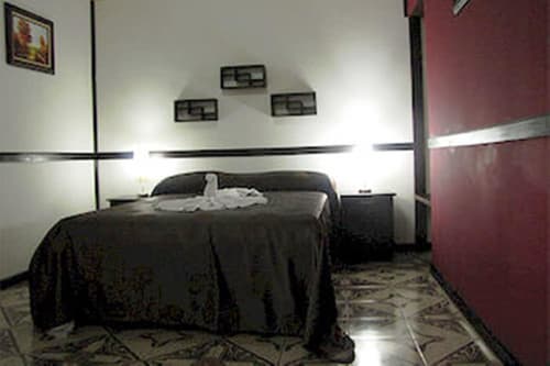 Ara Ambigua Lodge, Room