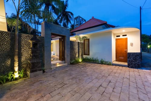 Odika Lovina House and Villa, Reception