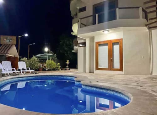 Hotel La Laguna Galapagos, Pool