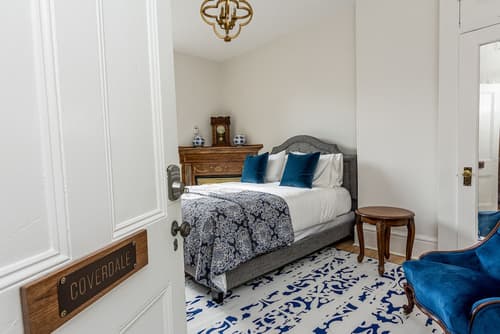 The Secret Garden B&B Inn, Room