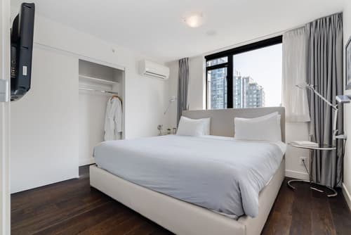 Level Vancouver - Yaletown Seymour, Room