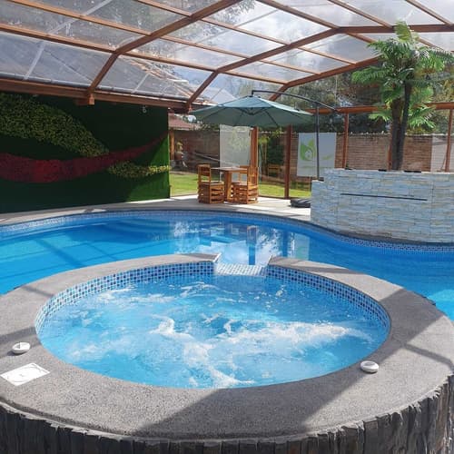 Hosteria Airport Garden, Pool