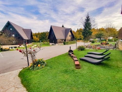 Plitvice Luxury, Primary image