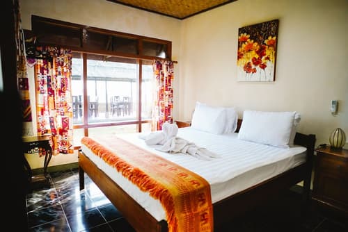 Temple Cafe & Seaside Cottages, Room