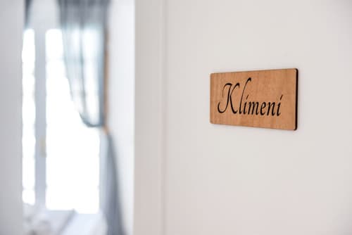 LavaRock Villa, Room