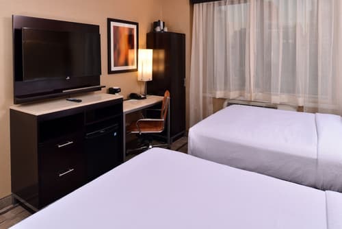 Holiday Inn New York City - Times Square by IHG, Room