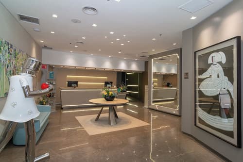 SH Colon Valencia Hotel, Reception