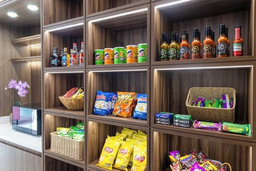 Hilton Garden Inn San Jose Airport City Mall, Gift shop