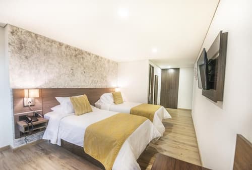 SM Grand Hotel, Room