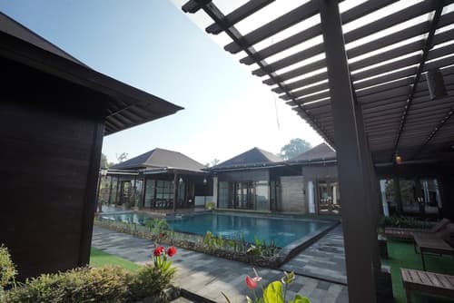 Shankara Munduk Bali, Primary image