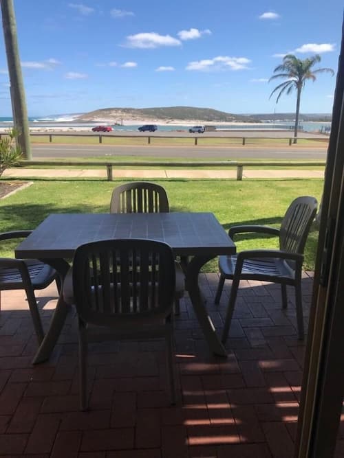 Kalbarri Murchison View Apartments, Terrace/patio