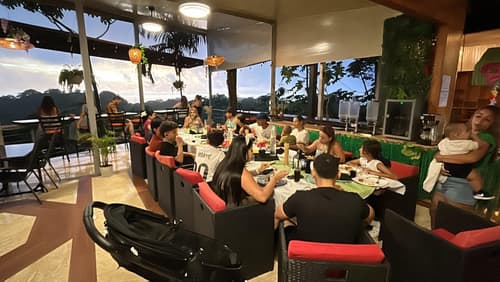 Mountain Top Park Hotel, Restaurant