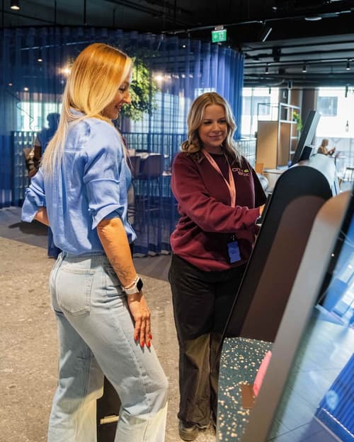 Citybox Helsinki, Lobby