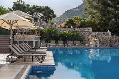 Ramada by Wyndham Fethiye Oludeniz, Pool