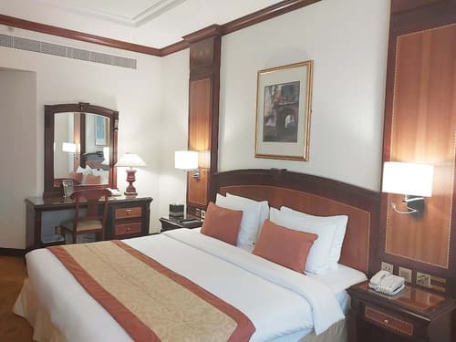 Knight Castle Hotel, Room