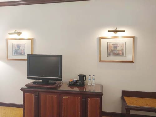 Knight Castle Hotel, Room