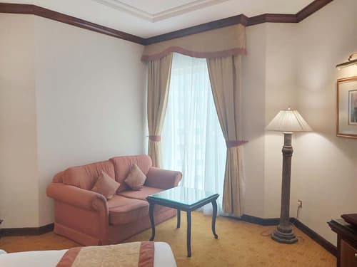 Knight Castle Hotel, Room