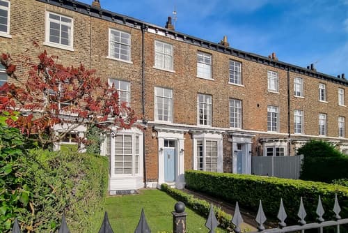 New Holgate, Primary image