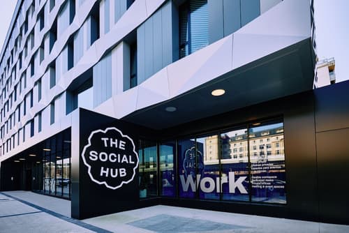 The Social Hub San Sebastián, Front of property