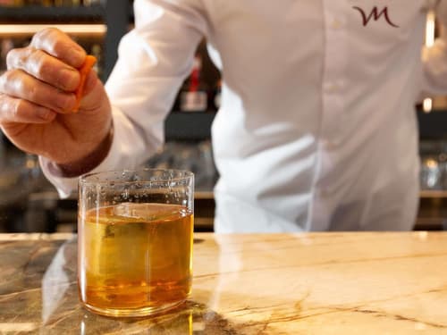 Mercure Tirana, Bar (on property)