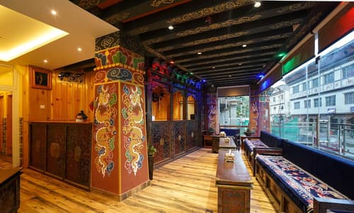 Hotel Gakyidiana, Reception