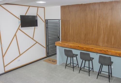 The Stay, Living area